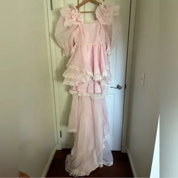 NWT Selkie Duchess Sugarfrill Dress in Baby Soft Pink size Small - Picture 2 of 10